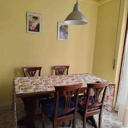 Sea La Vie Apartment